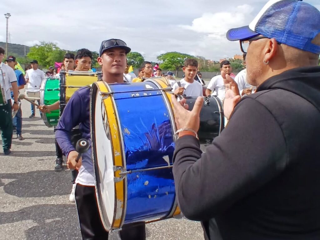 ¡Entérate! Venezuela unirá a más de 20 mil músicos en Caracas para lograr el Récord Guinness de la Banda Show de marcha más grande del mudo » photo 2026 04 28 21 25 25 »