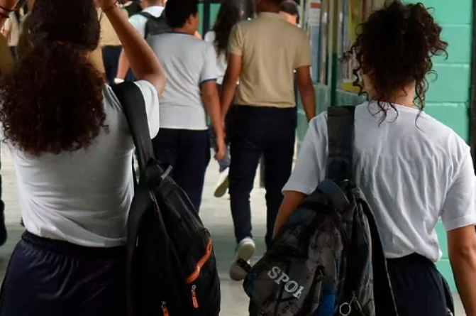 momento tres notilara &raquo; Lara