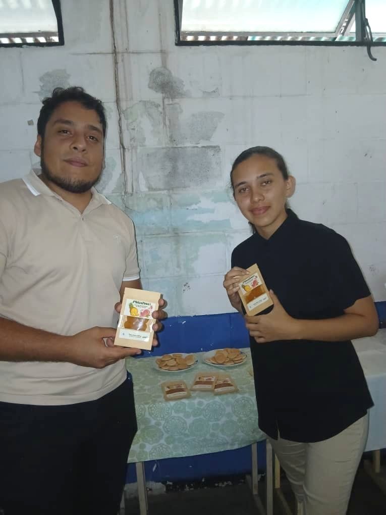 ¡Entérate! Con una mezcla de talento, estudiantes de Ingeniería Agroindustrial de la UCLA presentaron sus proyectos de innovación y emprendimiento » photo 2026 10 14 22 50 44 »