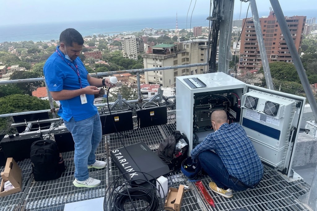 Conatel formaliza la llegada de Starlink a Venezuela con la entrega de habilitación general y concesiones satelitales » photo 2026 10 21 23 17 31 »